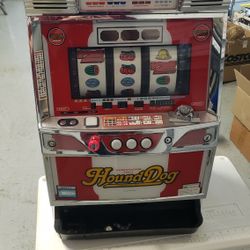Skill Slot Machine Hounddog