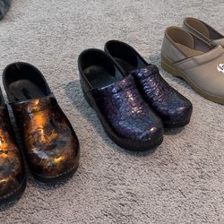 Dansko Clogs. Shoes for Healthcare Workers