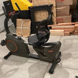 Recumbent exercise bike