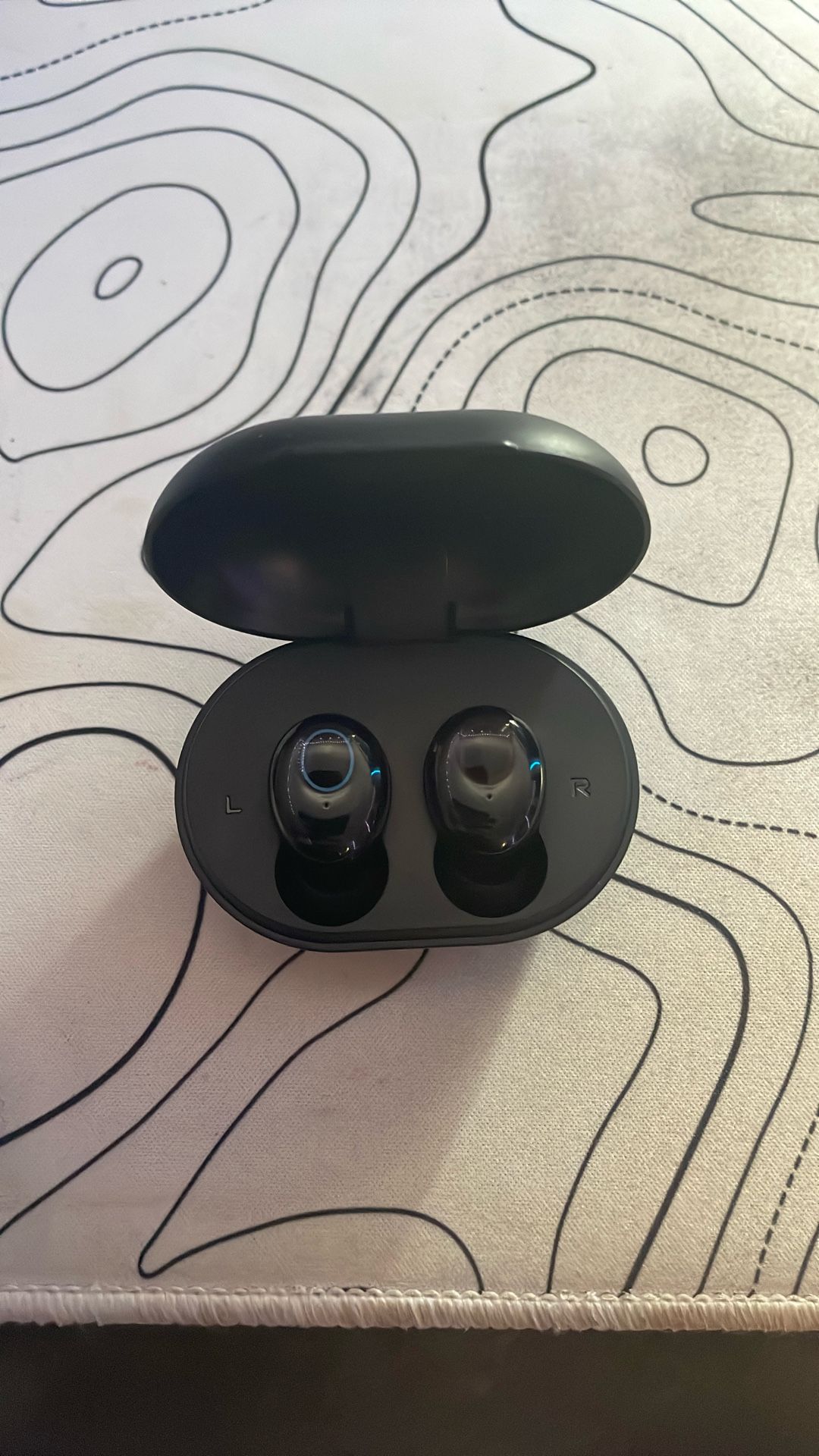 Kurdene Wireless Earbuds (Brand New)