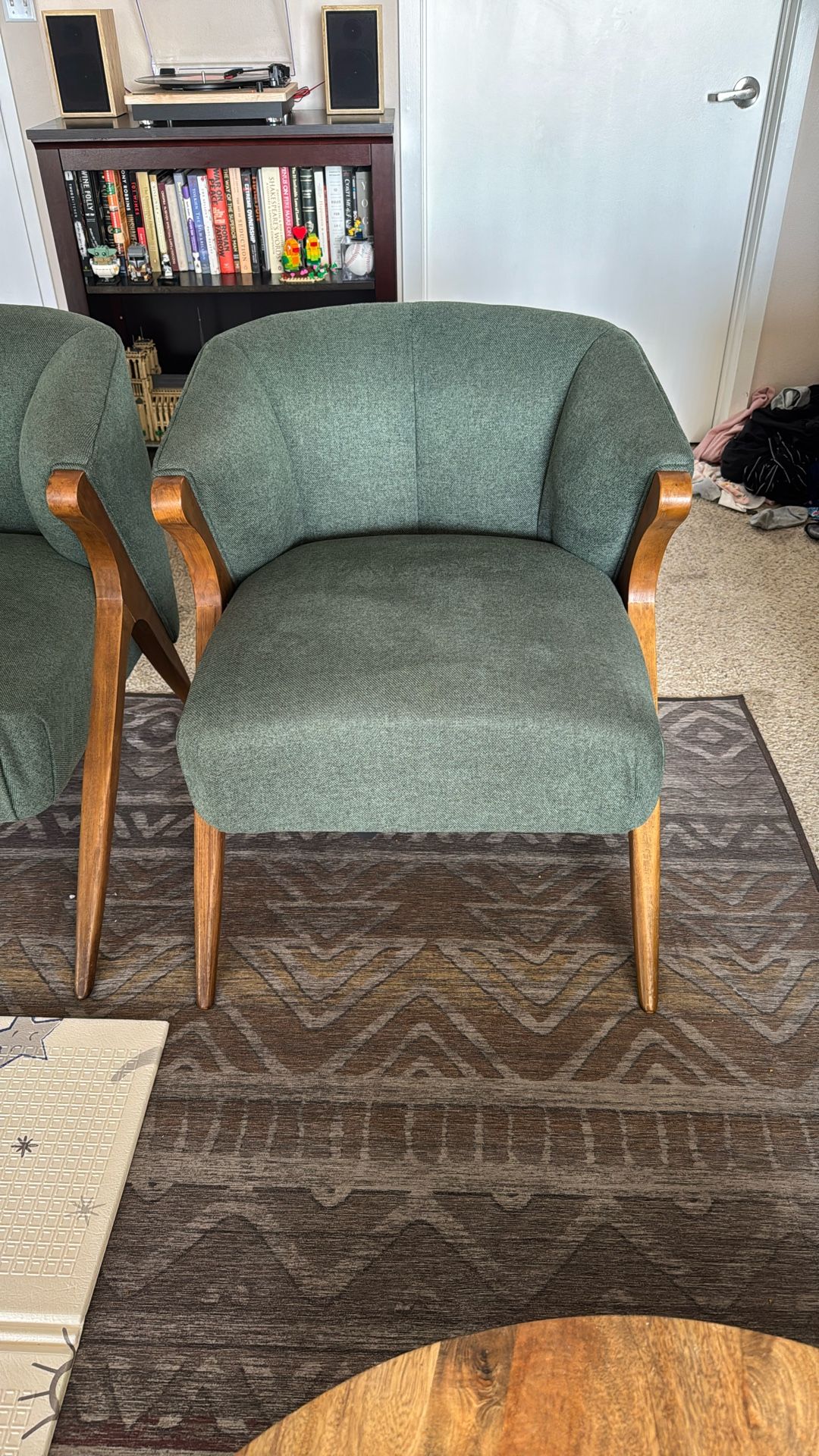 Park Avenue Chair In Pesto X 2