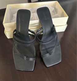 Sandals women’s