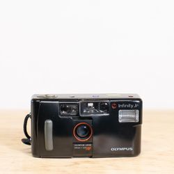 Black Cameras-and-accessories L(183)67