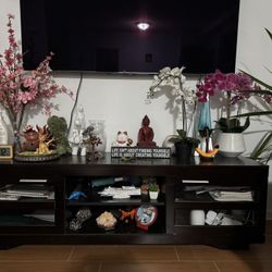 TV Stand In Great Condition 