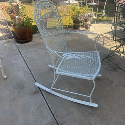**** Nice & Comfy Woodard Rocking Chair - Pls read Description & See my  other Listings ****