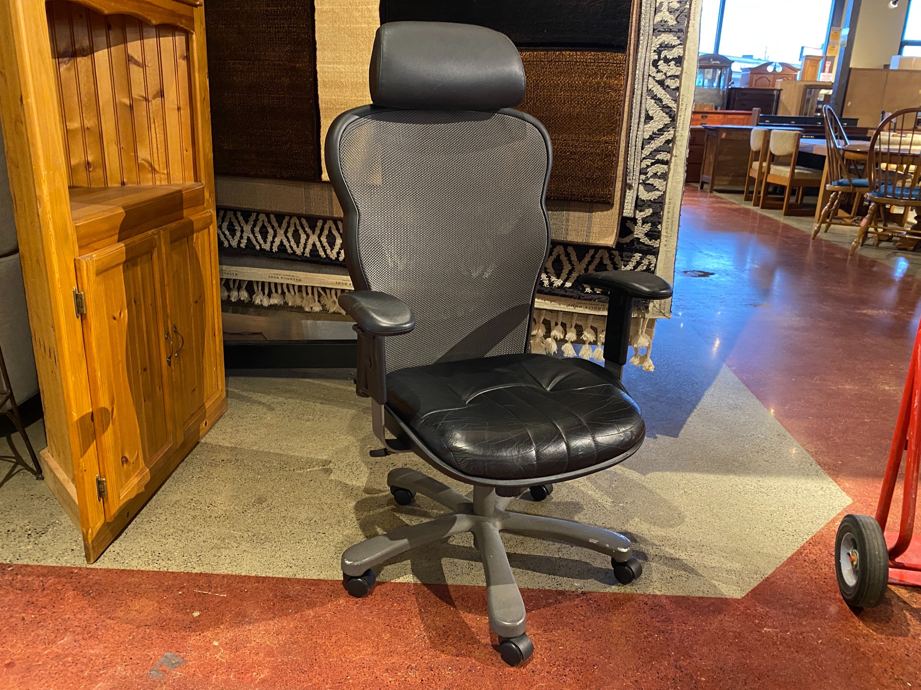 High Back Black Mesh Office Chair
