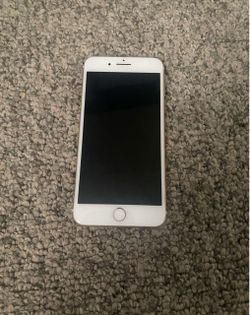 Pre-owned iphone 7 Plus  (Gold)