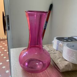Beautiful Small Flower Vase $5