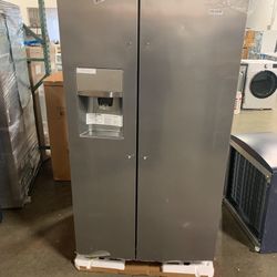 Frigidaire Side By Side Refrigerator 