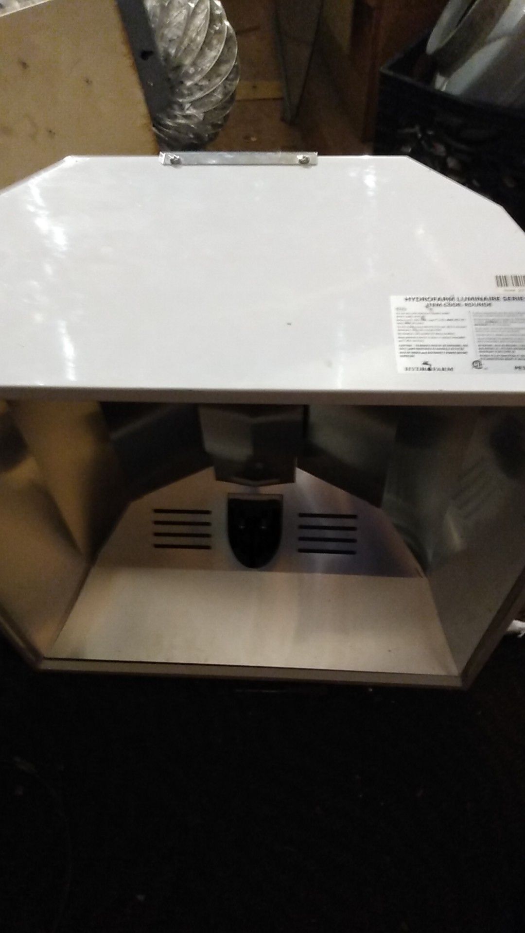 Hydrofarm Radiant De Hood Brand New