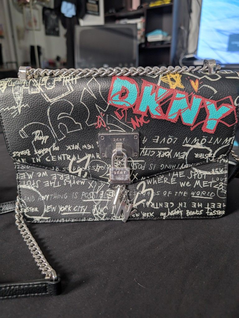 DKNY Purse 👜