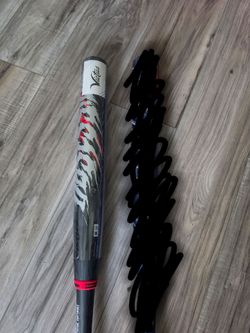 Victus and Marucci Softball USSSA Bats