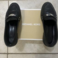 Michael Kors Size 9 Medium Barely Used Once Or Twice