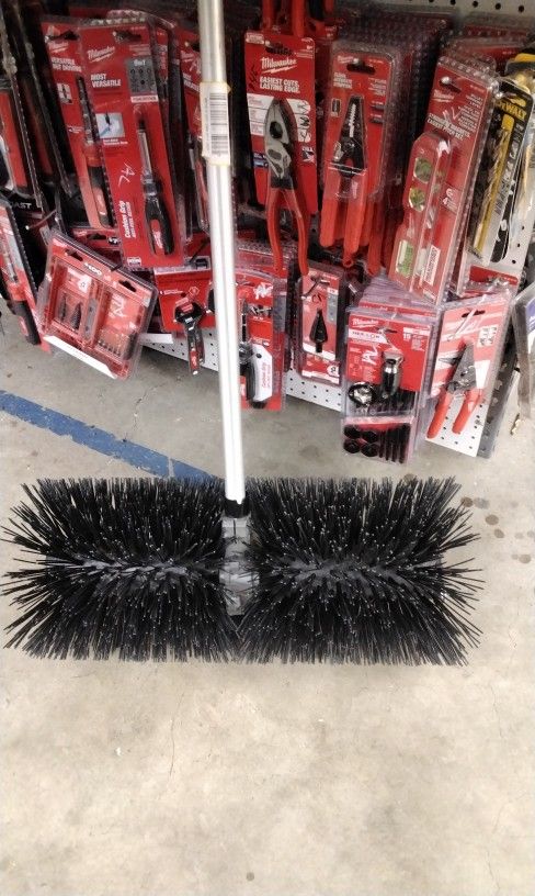 Milwaukee M18 FUEL QUICK-LOK Bristle Brush Attachment
