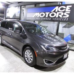 2017 Chrysler Pacifica Touring Plus 