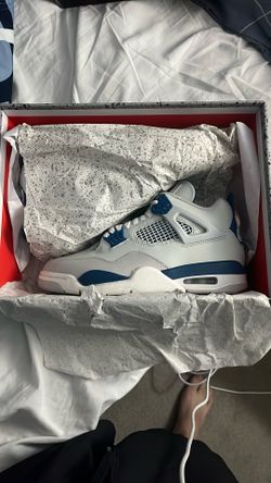 Air Jordan 4 Retro Military Blue 2024 
