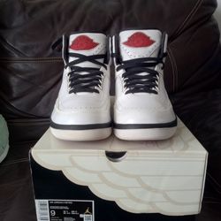 Jordan 2 Chicago Size 9 Mens $100