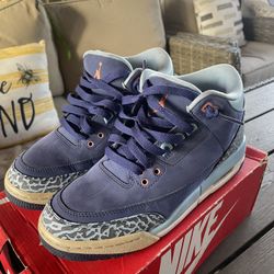 Air Jordan 3 Retro "Purple Dust" GS - Navy / Blue / Elephant Print - Size 5.5Y (2016) - Good Condition