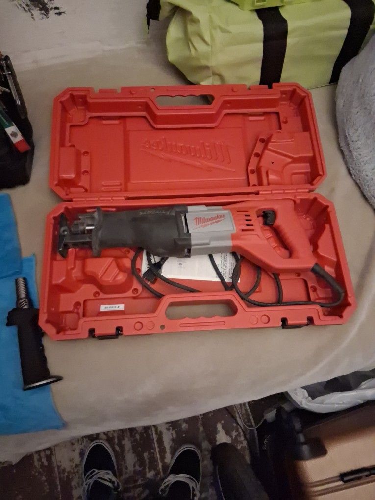 Brand New Sawzall
