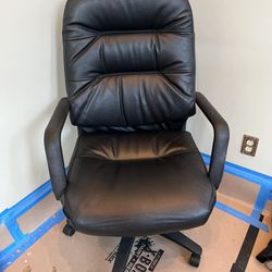 Executive faux leather office chair