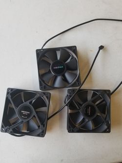 Insignia 120mm fans