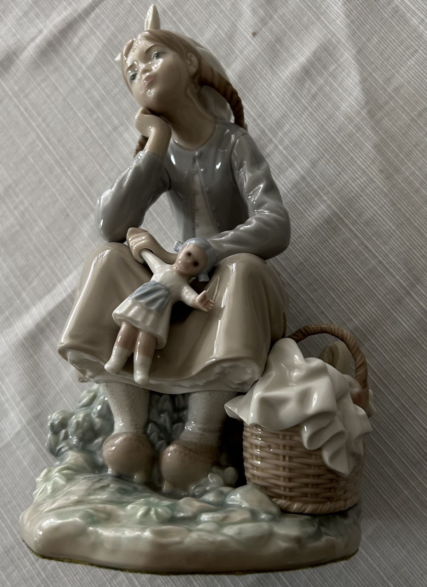 Llardo “Girl With Doll”