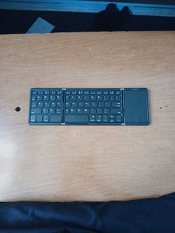 Foldable Keyboard with Trackpad