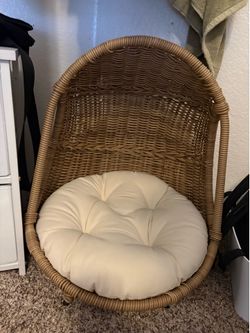Cat/ Dog Bed