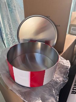 Round Metal Tin with Lid