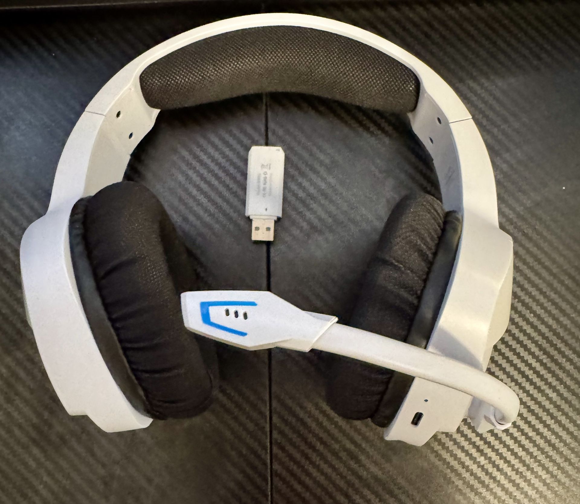 BINNUNE Wireless Gaming Headset