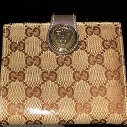 Gucci Wallet Never Used