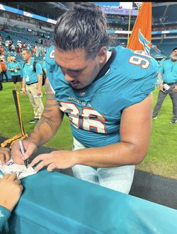 2 Sideline Passes And Tickets To Miami Dolphins Vs Las Vegas Raiders