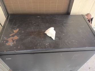 Darby deep freezer