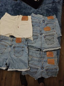 Levi Shorts