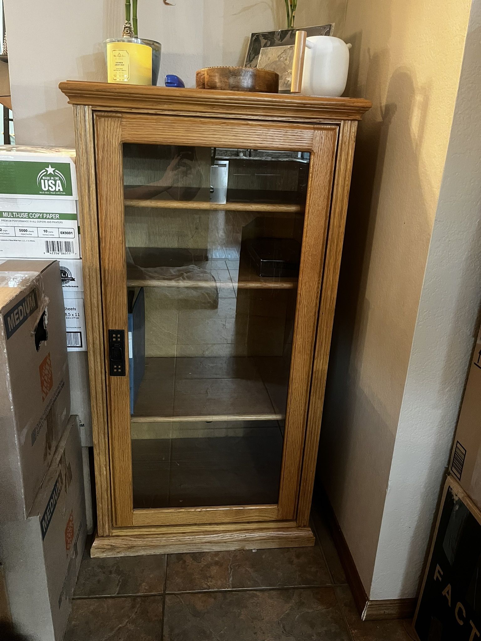 Glass Bookshelf/Display Cabinet – Solid Oak – Color – Natural Wood