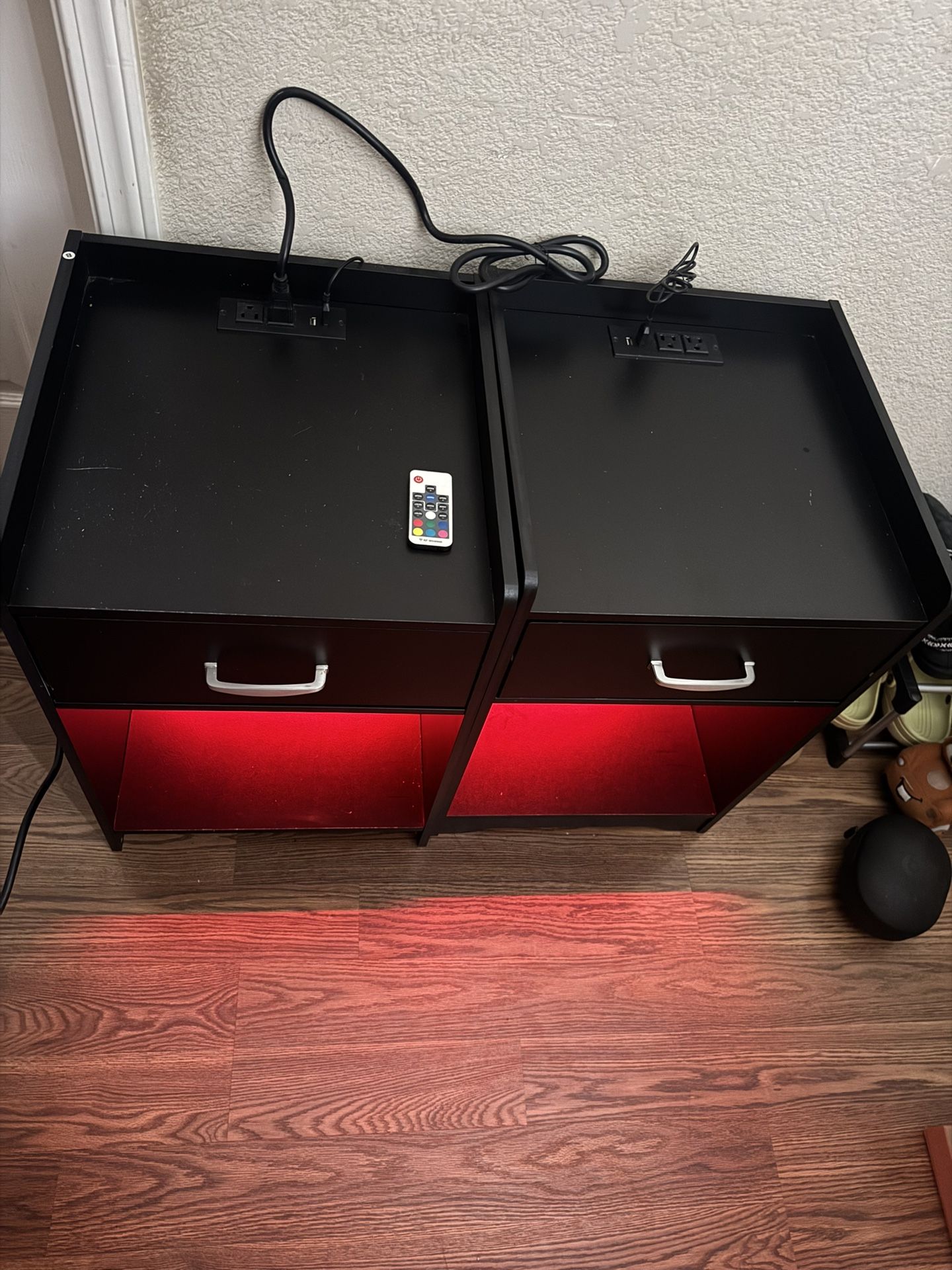 Nigh Stands / End Tables