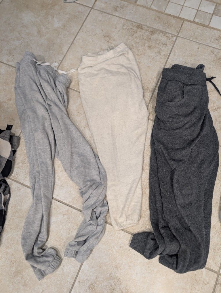 FREE Women's joggers 