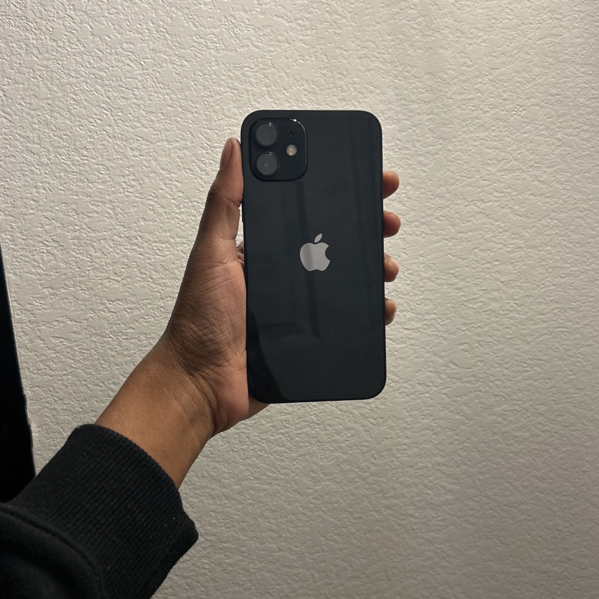 iPhone 12 128 GB *used*