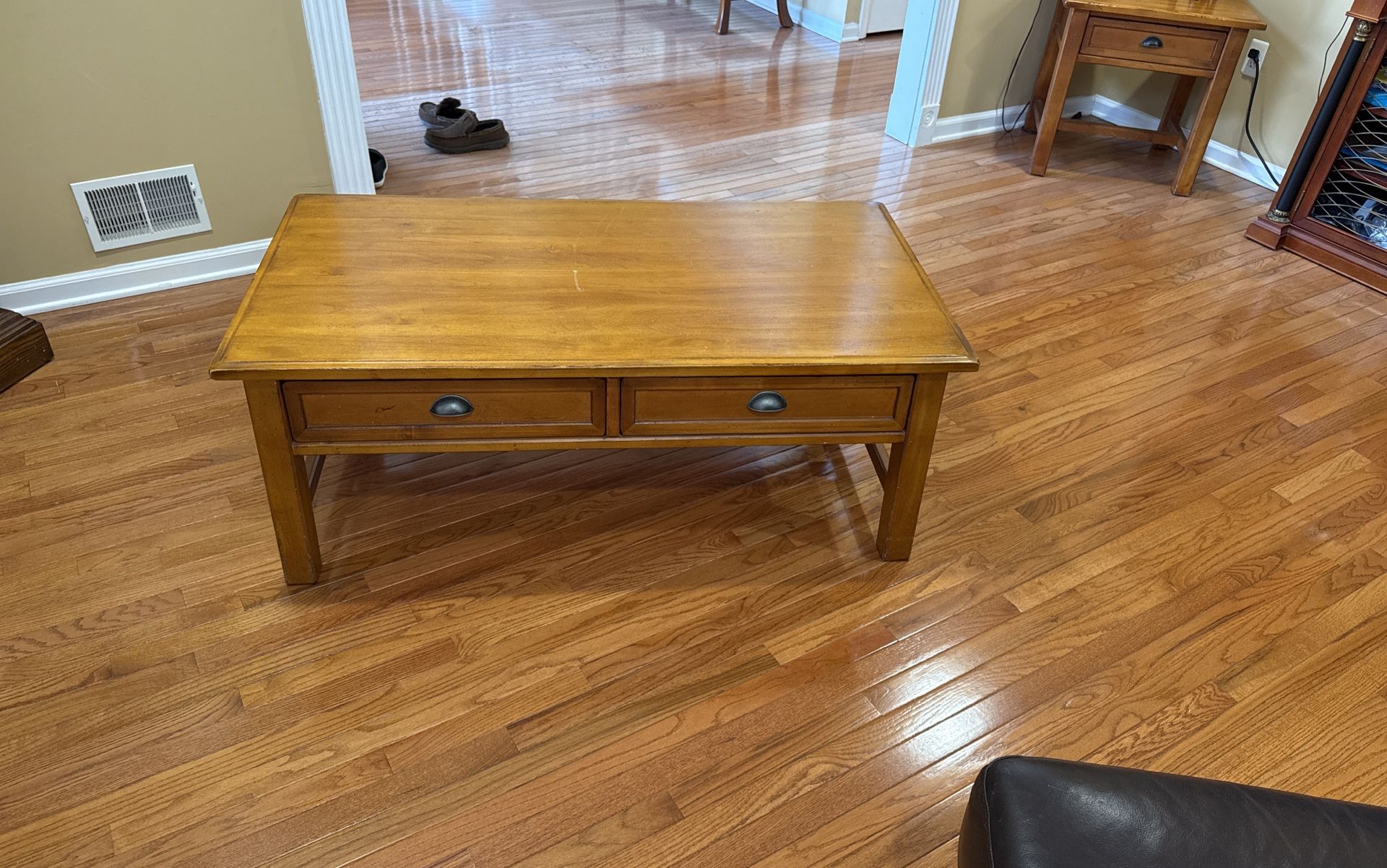 Coffee Table With Matching End Table.
