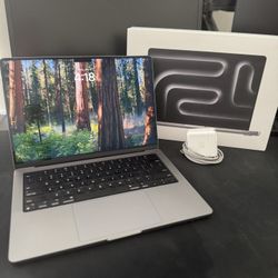 MacBook Pro M3 14-inch 8Gb RAM 512GB storage $900 OBO 