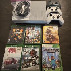 Used Xbox Series S Bundle - 3 Controllers + 6 Games -