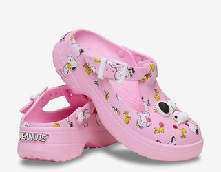 Snoopy crocs