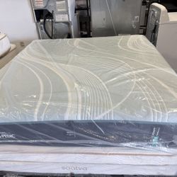 Outlet SALE💥King Mattress Tempurpedic LuxeAdapt Medium Hybrid 💥 FINANCING AVAILABLE 