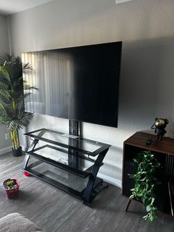 Tv stand