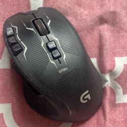 Logitech G700s mouse