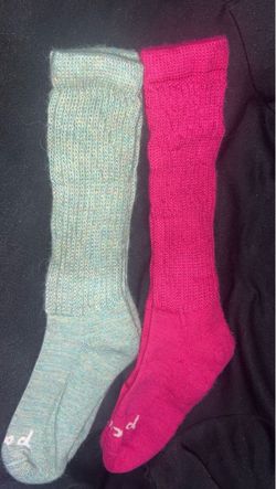 Knee-High Knit Socks – 2 Pairs
