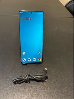 Motorola Moto Edge 2025 **FREE MONTH OF UNLIMITED SERVICE THROUGH TOTAL WIRELESS**