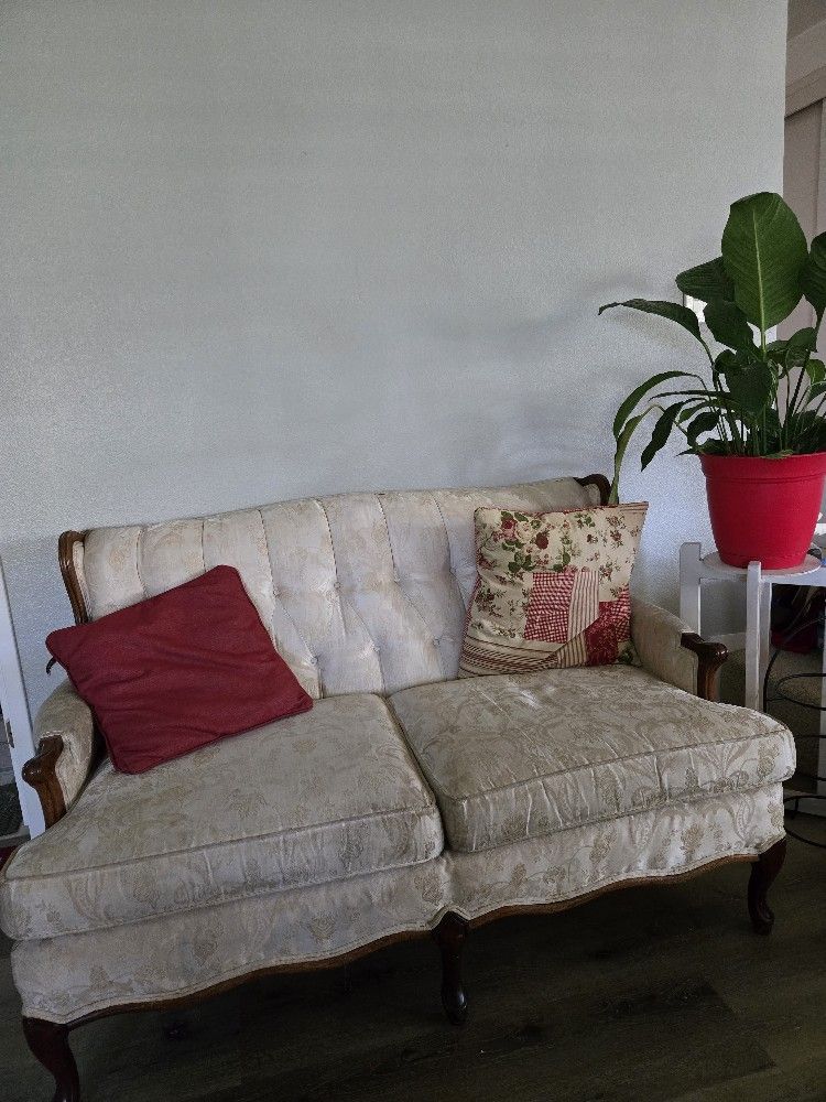 Loveseat