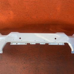 2020 2021 2022 2023 GMC SIERRA 2500HD 3500HD FRONT BUMPER OEM (contact info removed)6