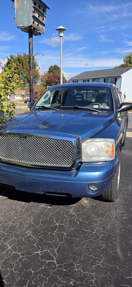 2005 Dodge Dakota